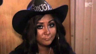 New <em>Jersey Shore</em> Footage: Roadtrips, Romance, And Cock-Blocking
